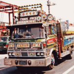 【画像】なぜ昭和デコトラはカッコいい？　美車のカリスマが「飾りの方程式」を解く【後編】 〜 画像5